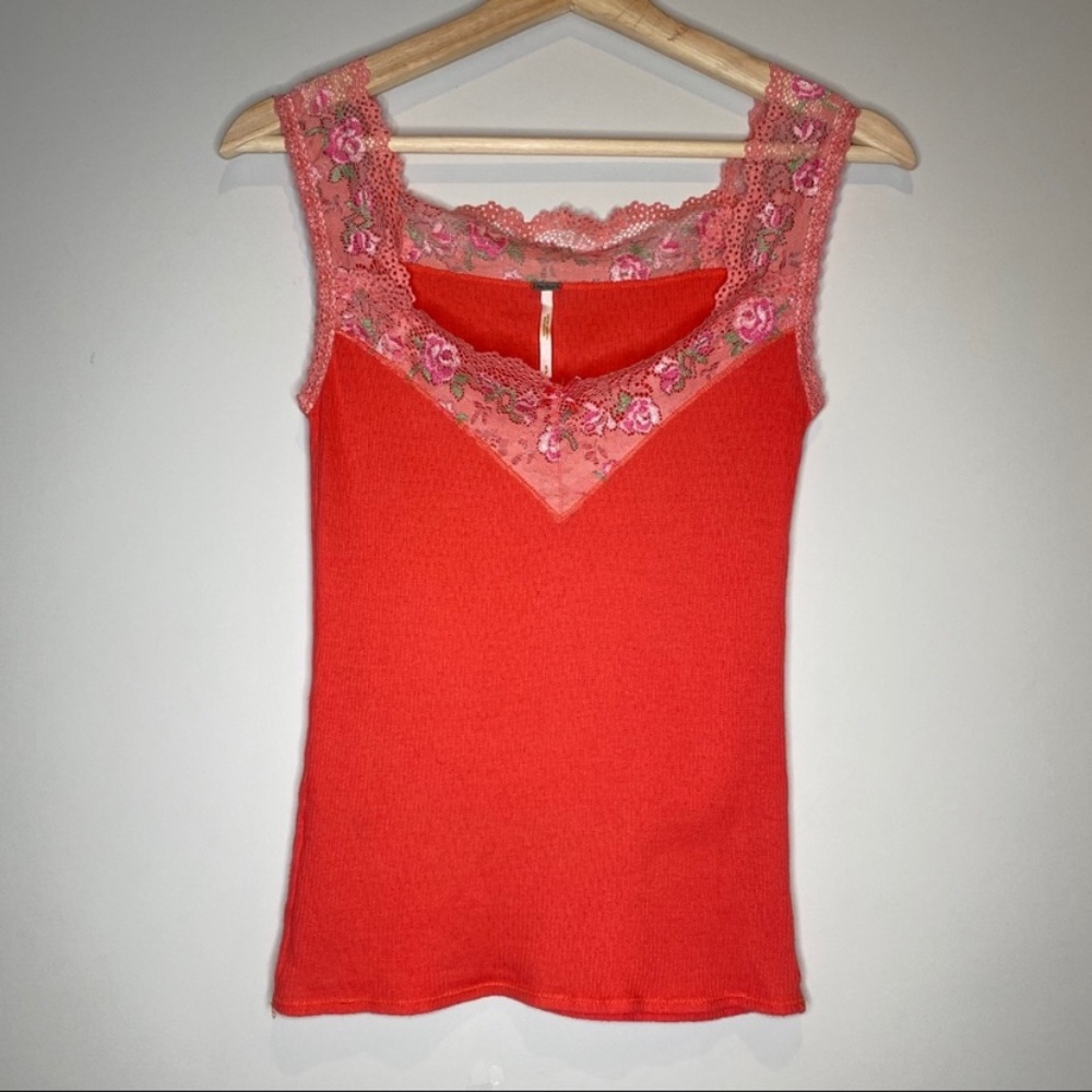Y2K Free People Coral Ribbed Lace Neckline Tank Top - Picture 3 of 9